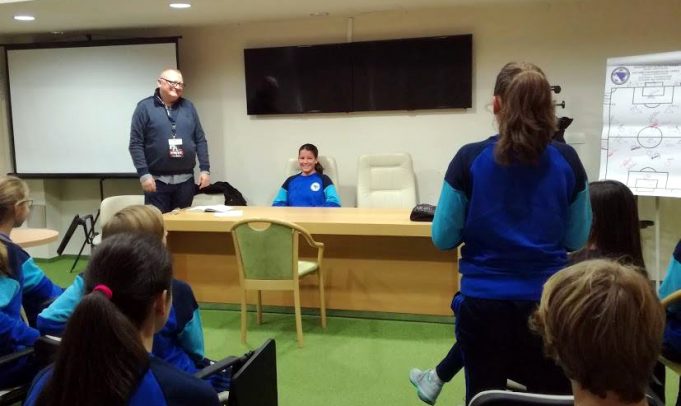 Cijela ženska nogometna reprezentacija BiH uči znakovni jezik zbog nove igračice