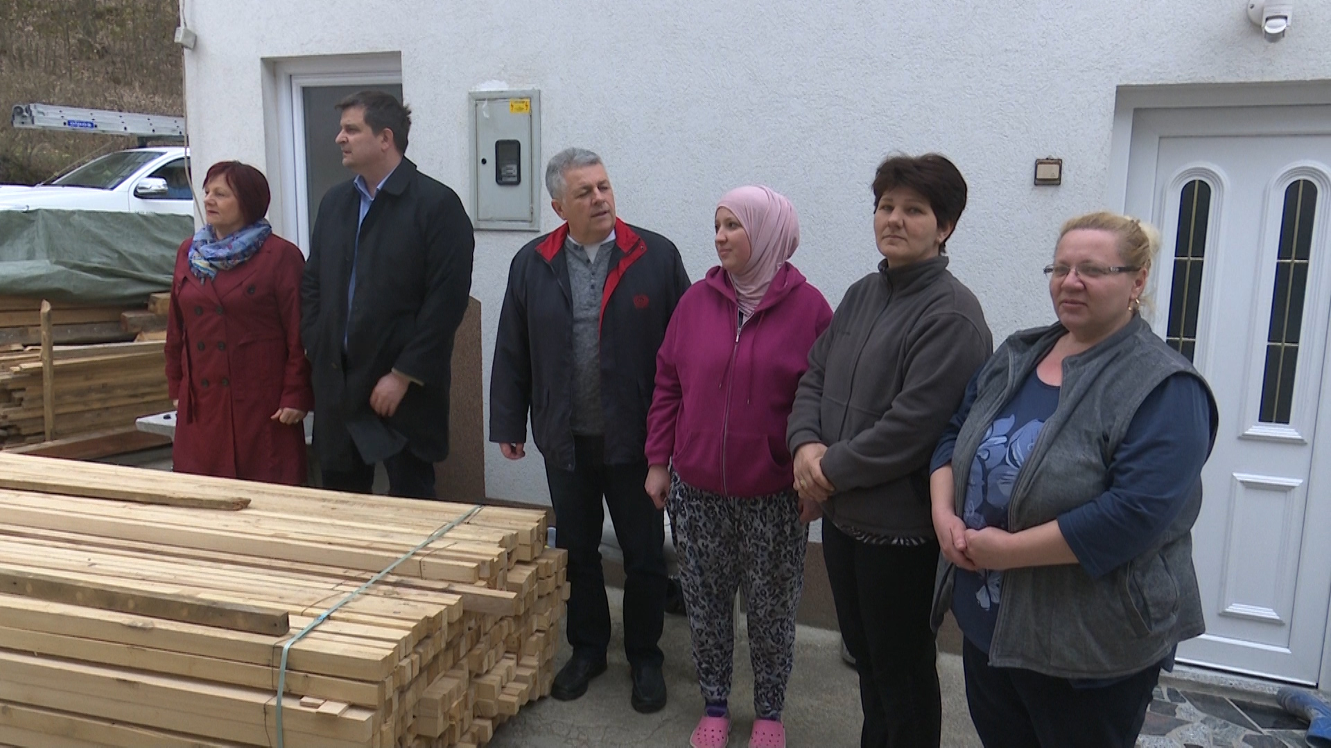 Porodica Grgić nije sama, pomoć stigla i od lokalnih vlasti