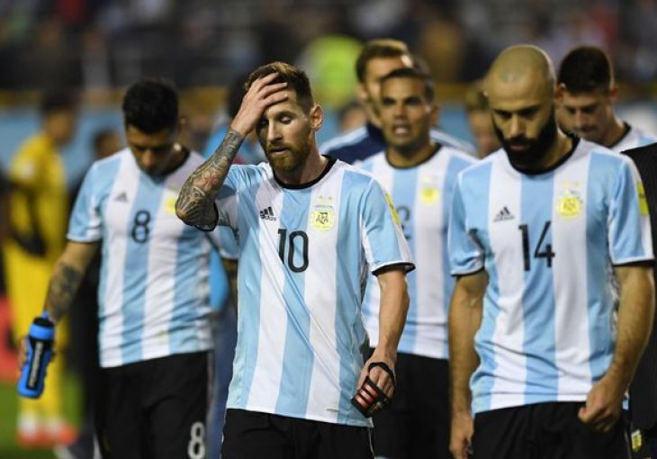 Messi pozirao s kozom: Nisam najbolji, običan sam nogometaš!