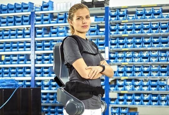 Nijemci pišu o robotičarki Maji Hadžiselimović: Kad ne razvija robote, pomaže mladima