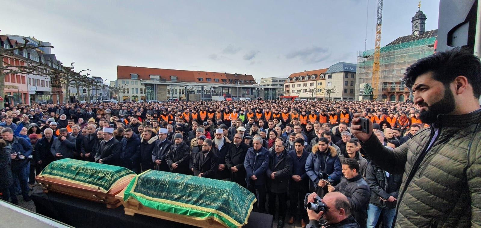 Nekoliko hiljada ljudi na dženazi Kurtoviću i Hashemiju u Hanauu