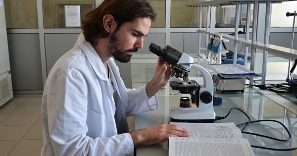Mladi istraživač iz BiH radi na platformi koja bi omogućila razvoj vakcina za koronavirus