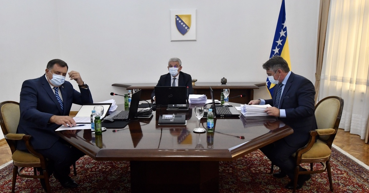 Džaferović, Dodik i Komšić idu u Brisel, čekaju ih tri važna sastanka