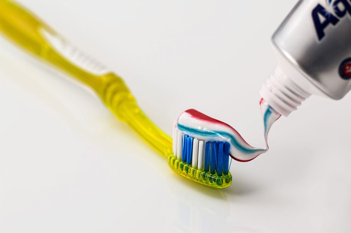 Četkicu za zube nije dovoljno samo isprati: Evo kako je očistiti