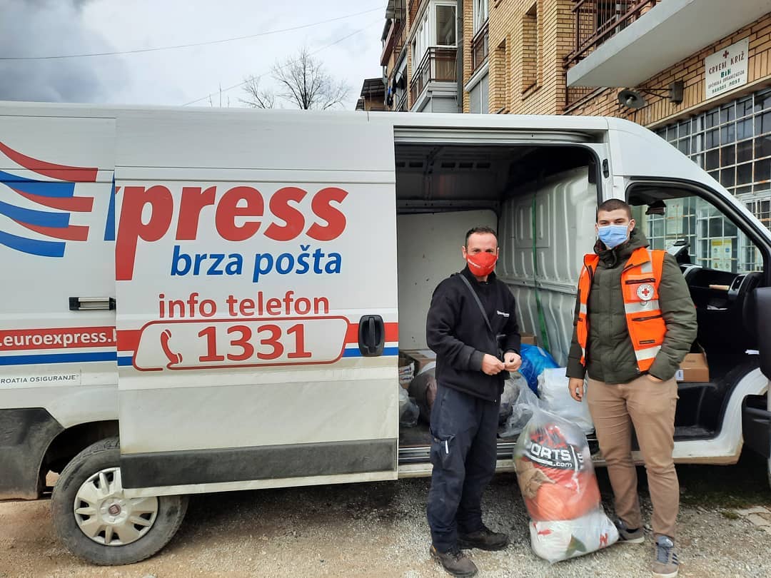 Građani Sanskog Mosta poslali pomoć pogođenima potresom u Hrvatskoj