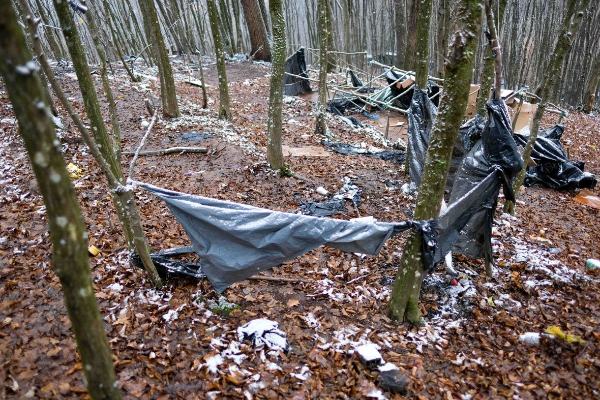 Pogledajte prizore: Migranti se nastanili u šumi kod Velike Kladuše