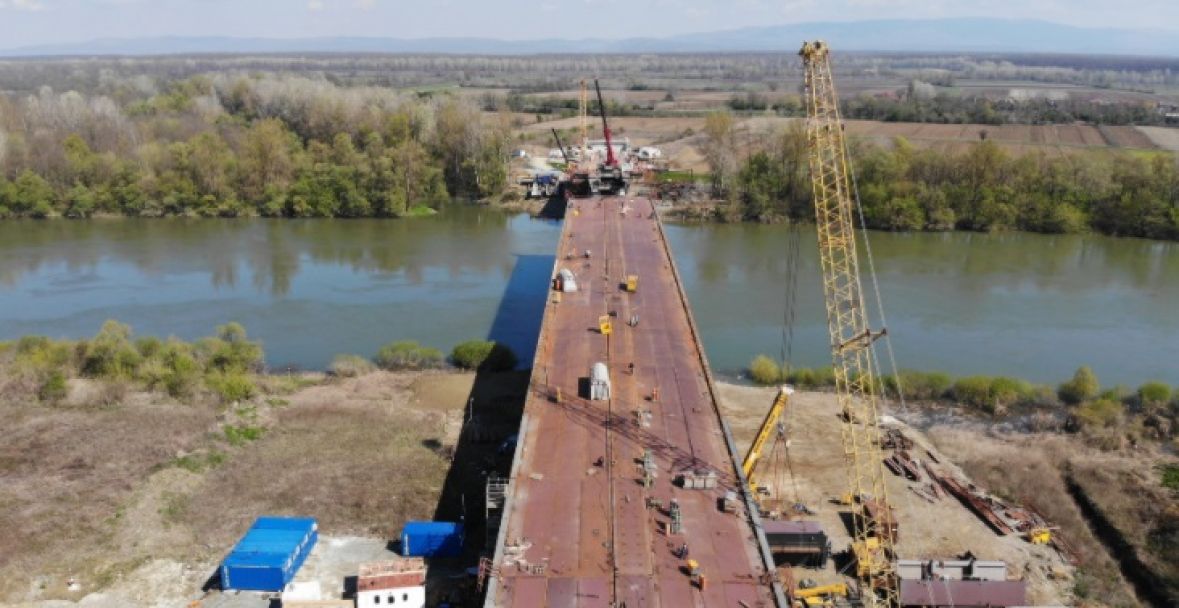 Pogledajte završnu fazu izgradnje mosta koji će spajati Hrvatsku i BiH