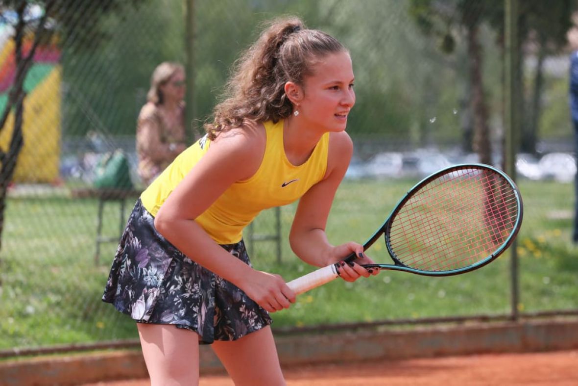 Bravo: Emina Lagarija osvojila Tennis Europe turnir u konkurenciji parova