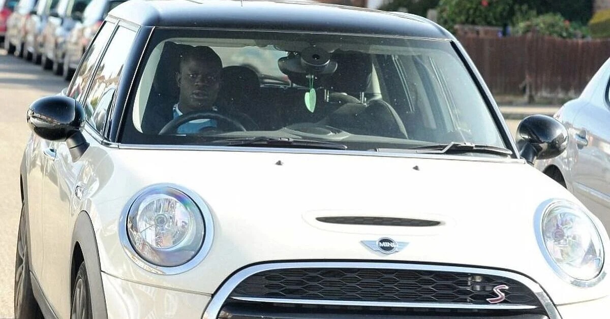 Kante još uvijek vozi stari automobil, nakon meča s Realom navijači ga molili da kupi novi