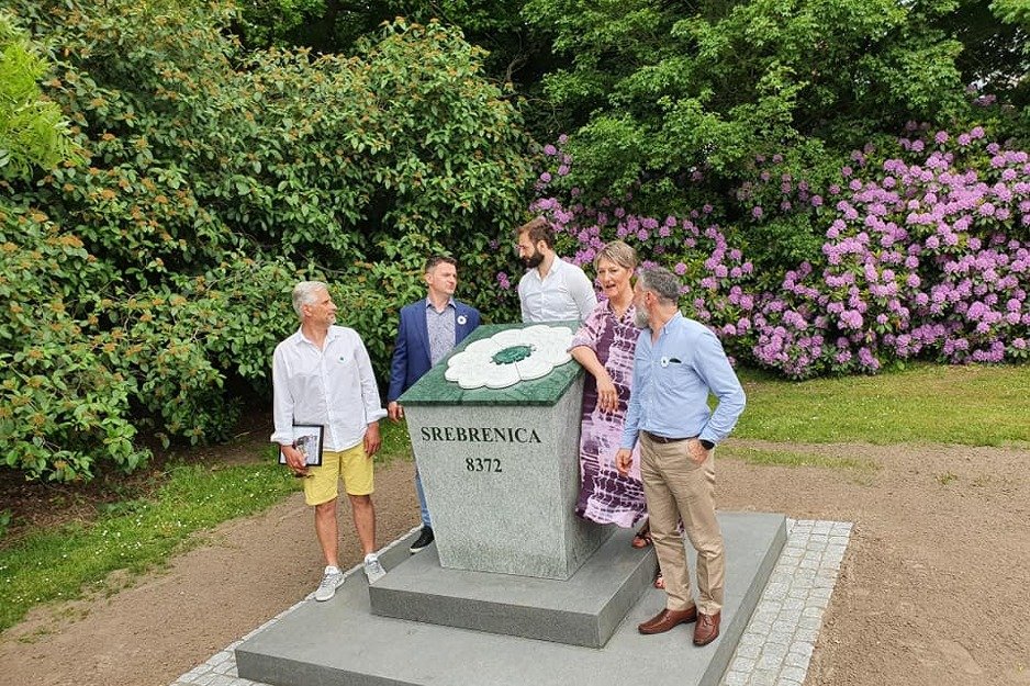 U danskom Aalborgu otkriven spomenik žrtvama srebreničkog genocida