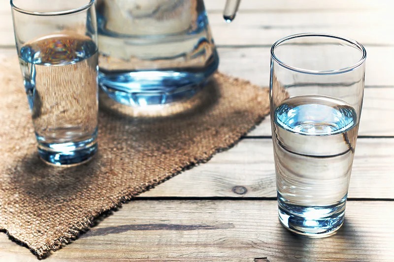 Pomoću jednostavnog trika otkrite pijete li dovoljno vode
