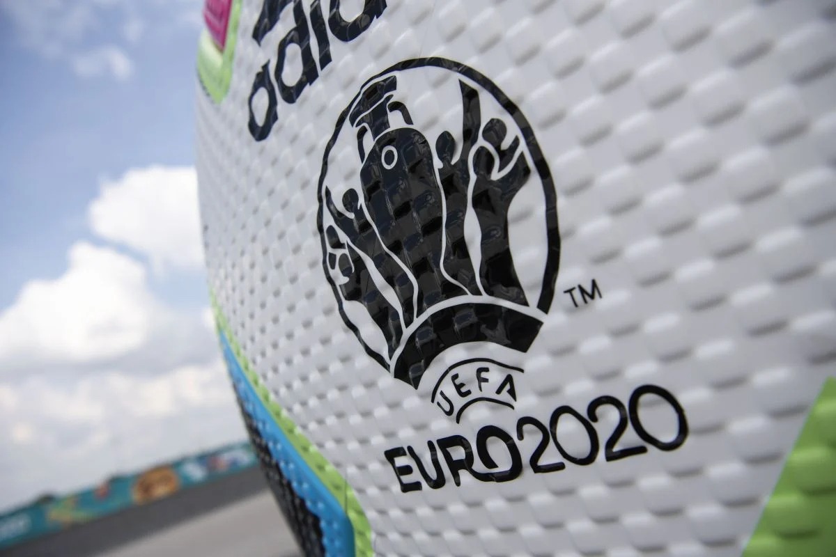 UEFA predstavila dizajn lopte s kojom će se igrati polufinala i finale na EP