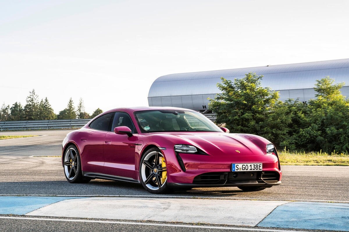 Porsche Taycan dobio nove boje i napredniju tehnologiju