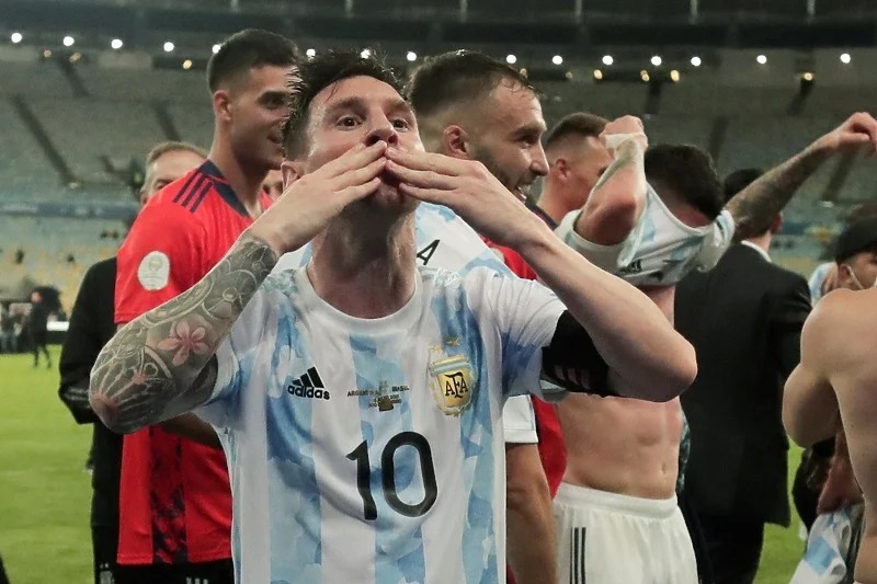 Messi i PSG postigli dogovor, Argentinac danas stiže u Pariz