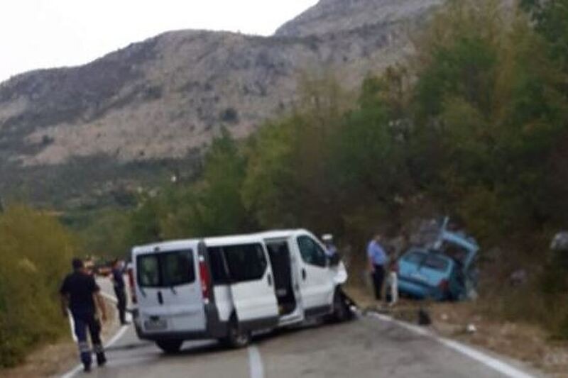 U saobraćajnoj nesreći kod Trebinja jutros stradale dvije osobe iz Banje Luke