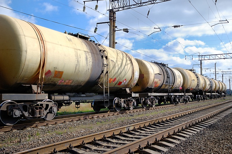 Prijevoz nafte željeznicama donio bi višestruke efekte državi, ali bi usporio transport