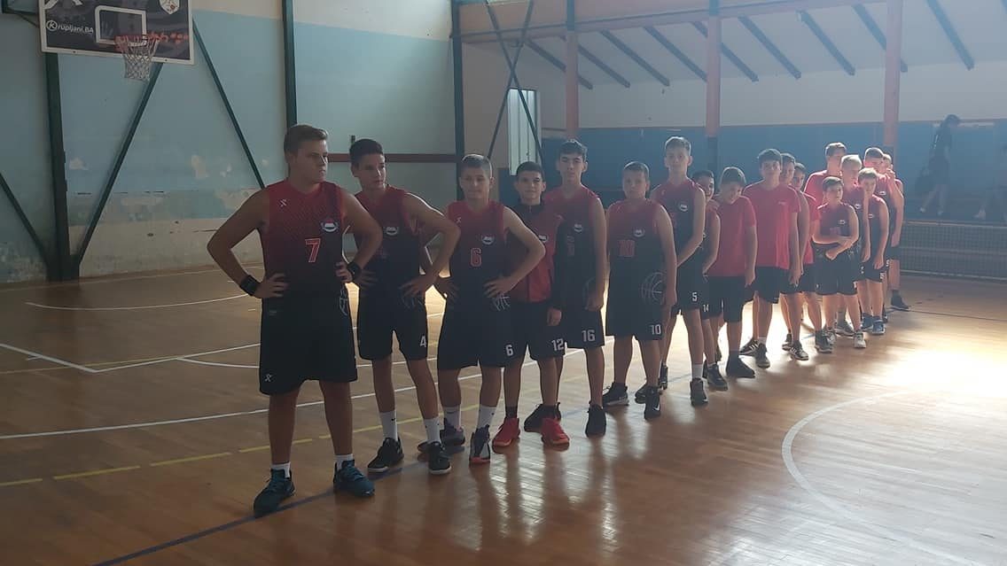 Sanski košarkaši na turniru u Bosanskoj Krupi