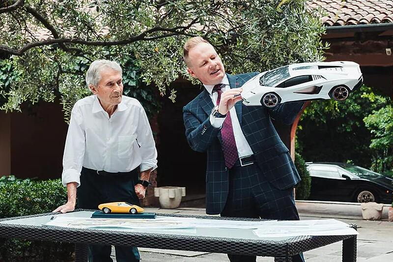 Dizajneri prvog i posljednjeg Lamborghini Countacha razmijenili iskustva