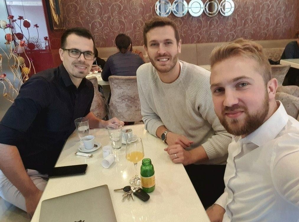 Sjajna priča iz Travnika: Preko osam miliona ljudi preuzelo je aplikaciju koju su napravili Enver i Mersad