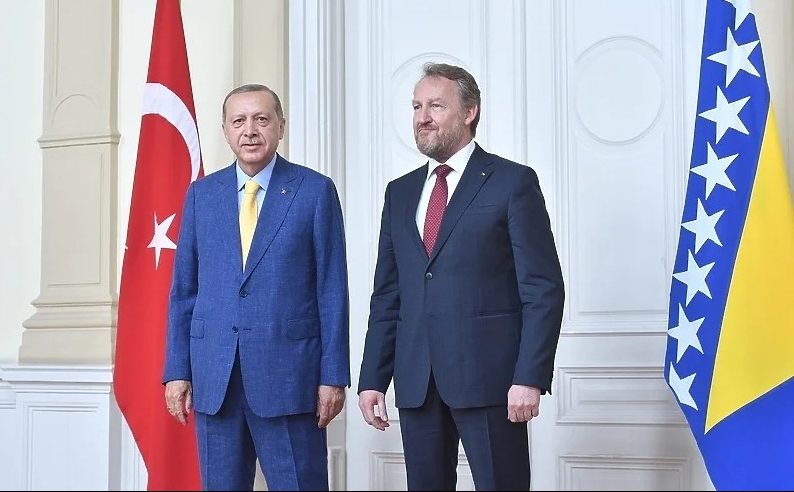 Bakir Izetbegović danas se u Istanbulu sastaje s Recepom Tayyipom Erdoganom