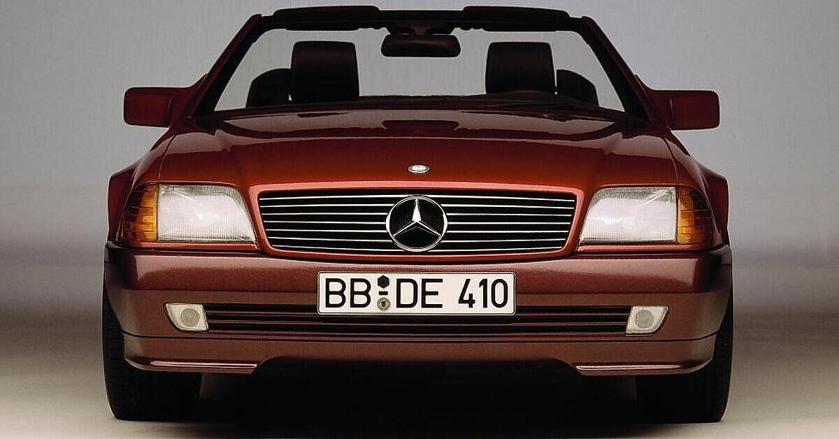 Povratak u prošlost: Stari Mercedes-Benz SL i danas mami uzdahe