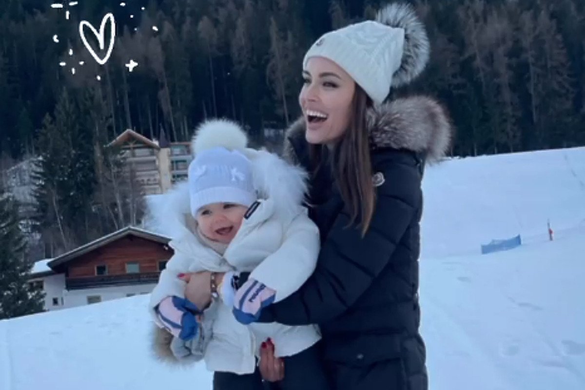 Amra Džeko uživa u snježnim radostima s preslatkom Dalijom, ali i ostalom djecom