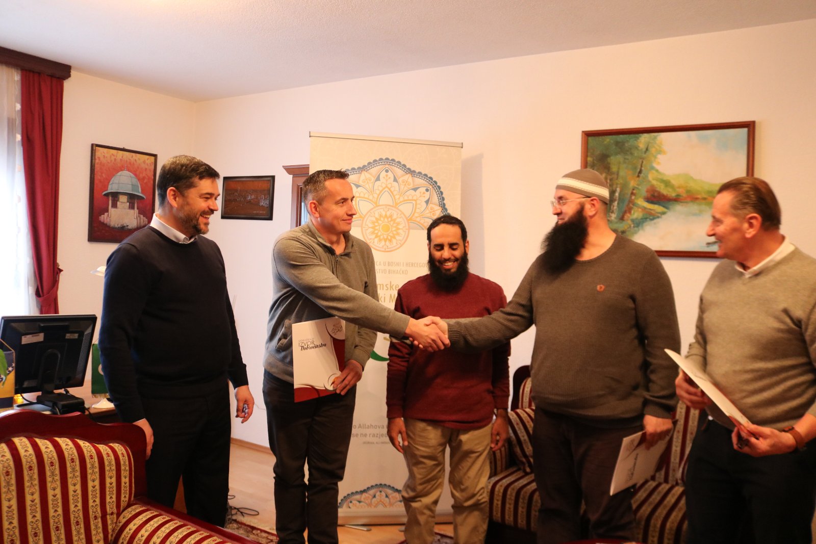 Predstavnici HU “Ihya al turâs al islami” iz Kuvajta i HU “Izvor dobročinstva” iz Sarajeva u posjeti našem Medžlisu