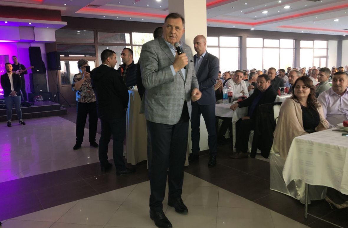 Poruka Dodiku: Ako imaš zrno morala, budi muško i povuci se iz javnog i političkog života