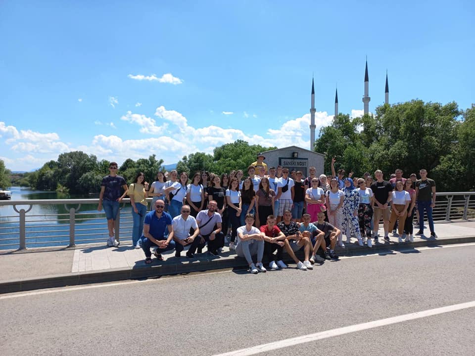 Mladi iz Sarajeva, Olova i Kladnja u posjeti Sanskom Mostu