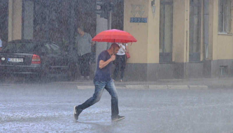 U BiH danas promjenljivo vrijeme s kišom i povremenim pljuskovima, kako će biti narednih dana