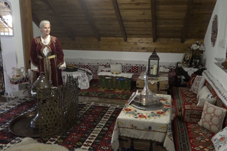 Sanjanka oformila mali muzej: “Bosanska kuća” čuva duh prošlosti