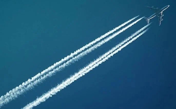 Munja udarila u avion Croatia Airlinesa: “Vidjelo se plavo svijetlo, a onda se čuo udarac”