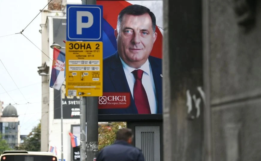 Milorad Dodik nas gleda i sa bilborda širom Beograda
