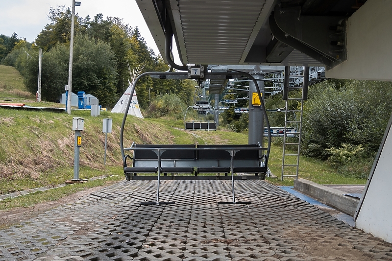 Cijena globalnog zagrijavanja: Na francuskim Alpama počeli demontirati ski liftove