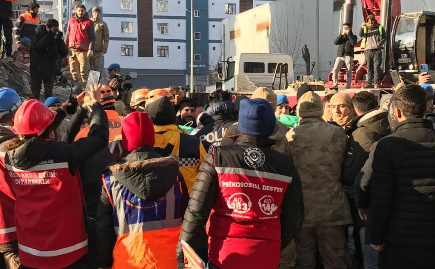 U zemljotresu u Turskoj poginula devetočlana porodica iz Crne Gore