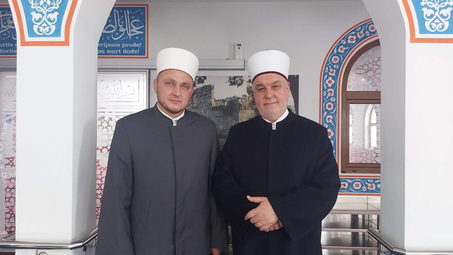 Reisul-ulema u Kozarcu: Islamska zajednica je uvijek uz svoje imame