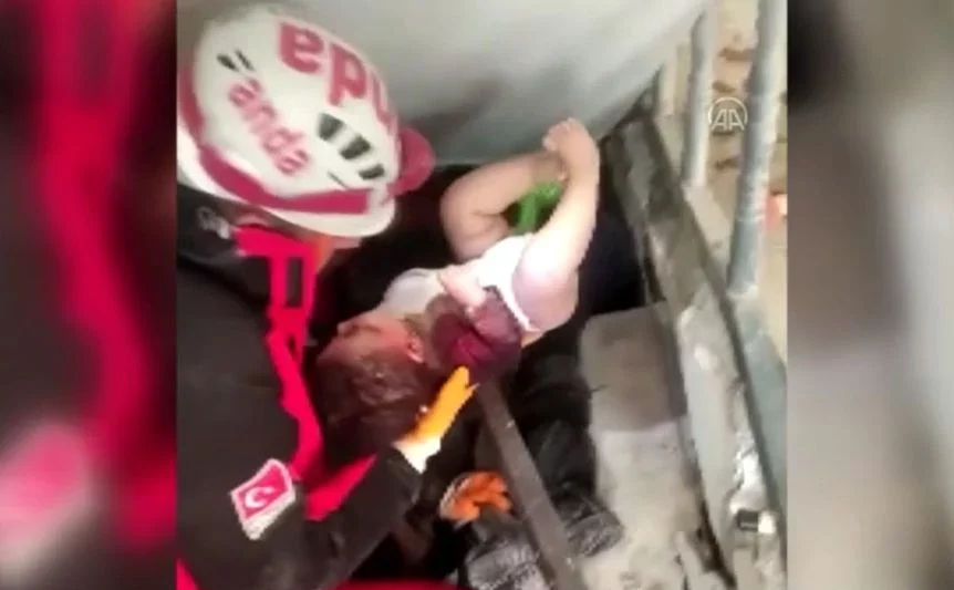 Četvoromjesečna beba Ayse preživjela 57 sati pod ruševinama