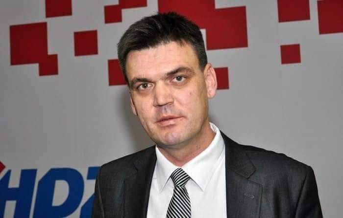 “Trojka” sa HDZ-om i SNSD-om izabrala da Cvitanović nadzire rad OSA-e, fotografija sa ratnim zločincem sad nije problem 