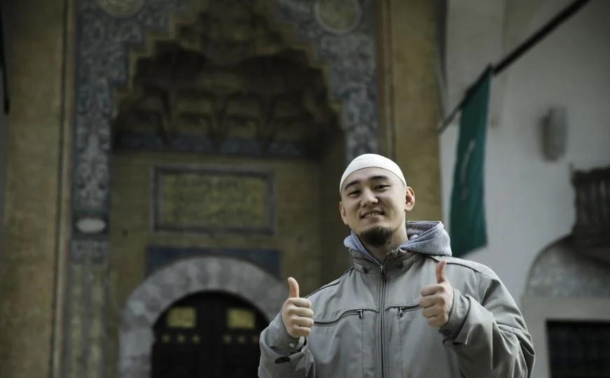 Ovo je priča o mladom Japancu koji je u Sarajevu primio islam: Od Osake do teravije u Begovoj