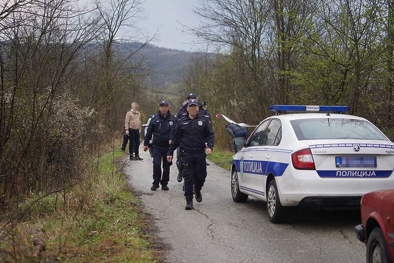Svirepo ubistvo u Srbiji: Komšija ubio 16-godišnju djevojčicu pa ranio tri osobe