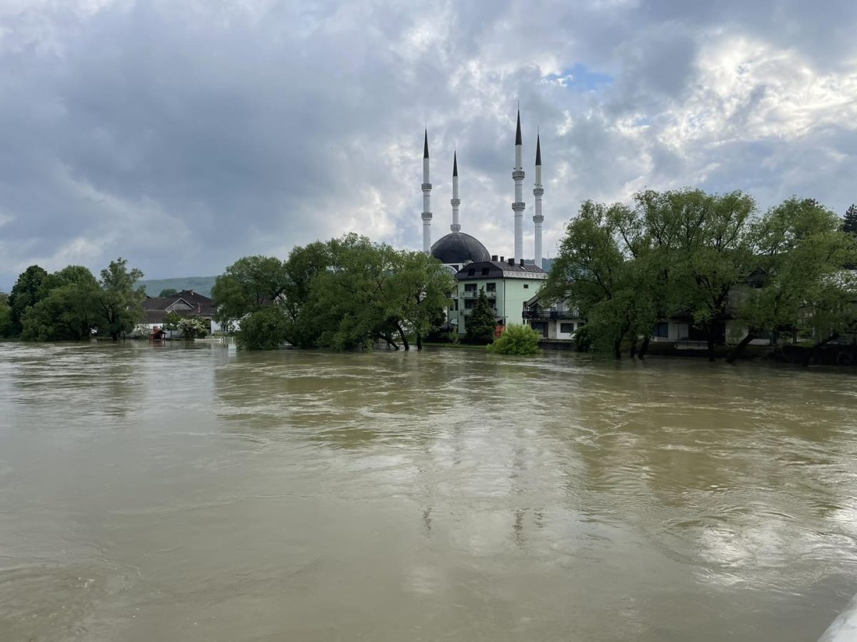 Općina Centar izdvojila po 30.000 maraka pomoći Bihaću, Bosanskoj Krupi i Sanskom Mostu