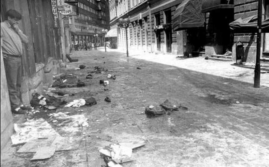 Jedan od najcrnjih dana u historiji grada: Zločinci su na današnji dan, u redu za hljeb, ubili 26 i ranili 108 Sarajlija 