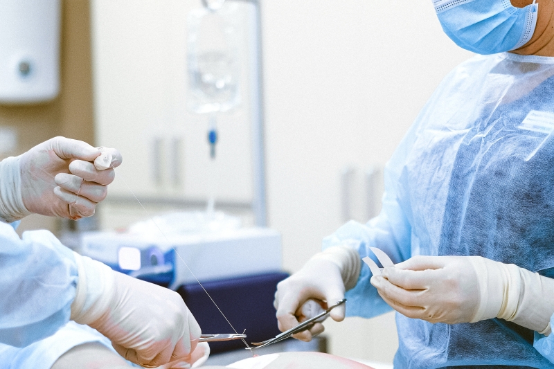 U bolnici u Zagrebu hirurg ženi nakon carskog reza ostavio gazu u stomaku 
