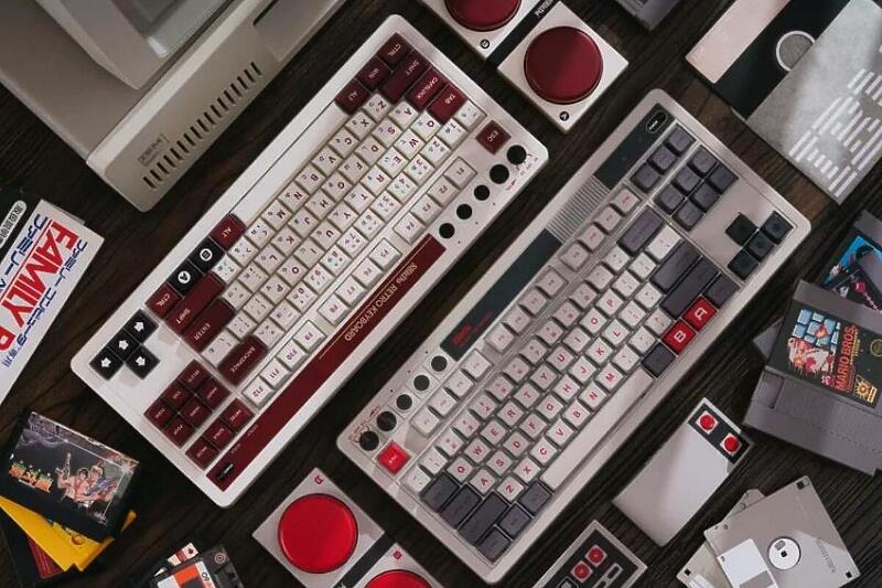 Retro tastatura je inspirisana Nintendovim konzolama NES i Famicom