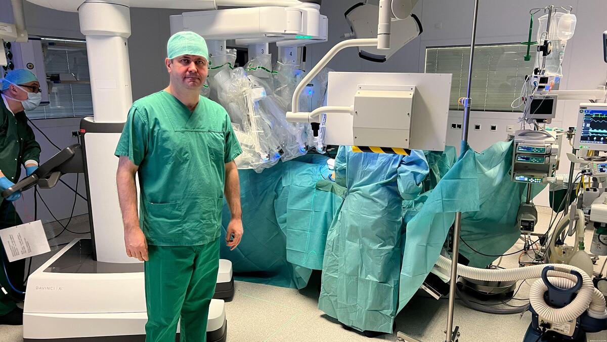 Bosanski hirurg je vodeći robotski urolog u Evropi: Životna želja mu je donijeti svoje znanje u BiH