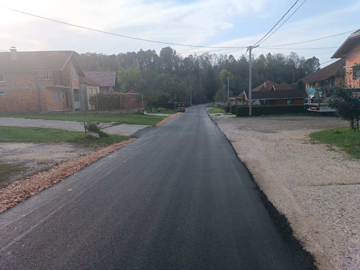 Novi asfalt i u Čaplju
