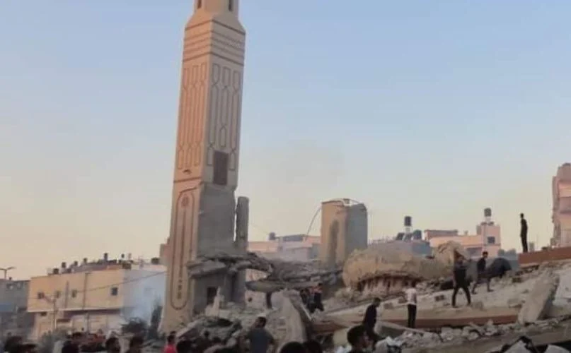 Izrael bombardovao još jednu džamiju u Gazi, potpuno je uništena