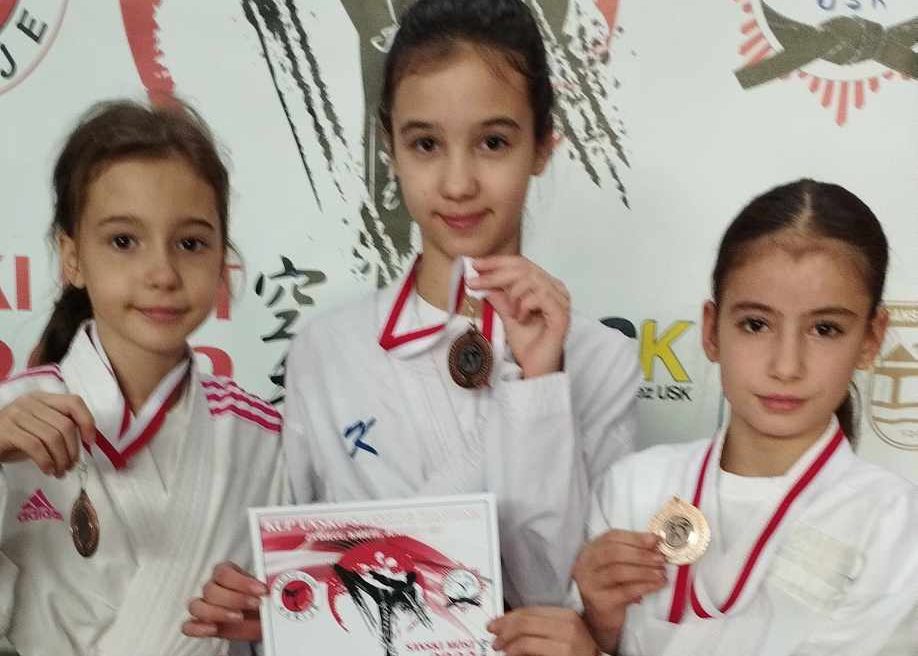 Veliki uspjeh na Karate KUP-u USK-a: Naš klub osvojio 27 medalja