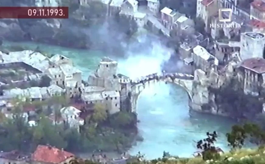 Objavljen do sada neviđeni snimak rušenja Starog mosta: Čuvao ga zločinac Slobodan Praljak