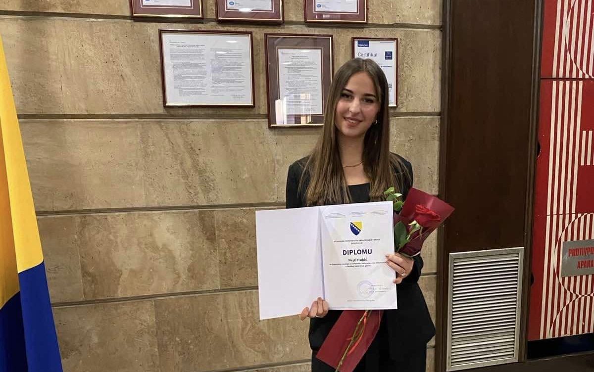 Ponosni na Nejru Hukić jednu od najboljih učenica u BiH